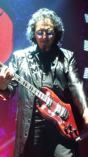 Tony at Westfallenhalle Arena in Dortmund, Germany, 30 November 2013. By Lorraine Parker